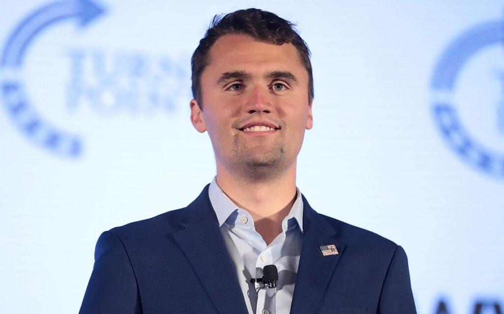 ډونالډ ټرمپ ته یو نږدې کس چارلي کرک په ډزو وژل شوی