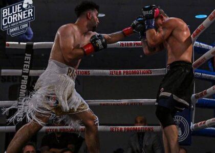 افغان سوک‌وهونکي رفیع یاري خپل امریکایي سیال ته ماته ورکړه