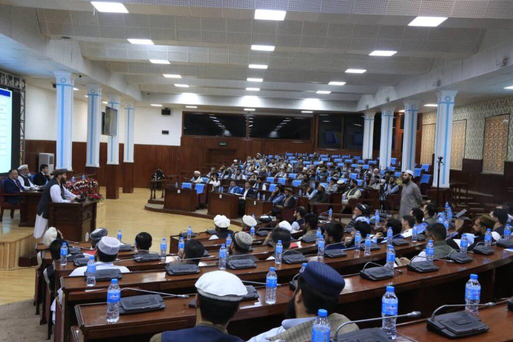 نشست تجارتی به هدف گسترش همکارهای اقتصادی میان افغانستان و قزاقستان در کابل برگزار شد