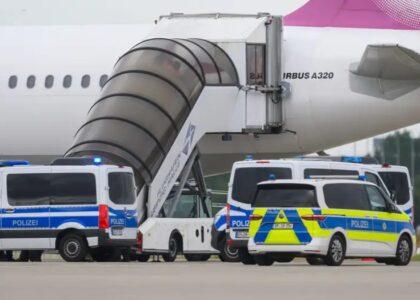 آلمان اخراج مهاجرین به افغانستان و سوریه را از سر می‌گیرد