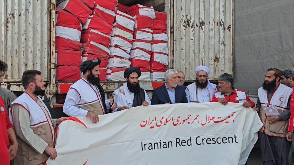 دومین بسته کمک‌های بشردوستانۀ ایران برای‌زلزله‌زده‌گان کنر به هرات رسید