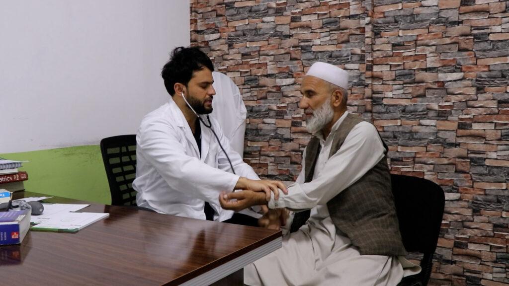 معاینۀ رایگان بیماران برای یک ماه در یک مرکز صحی خصوصی در کابل