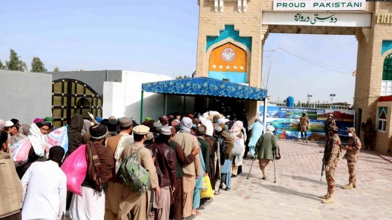 Pakistan temporarily reopens Spin Boldak-Chaman crossing
