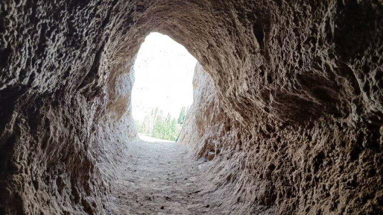 کشف مغارهٔ تاریخی در ولسوالی خاش بدخشان