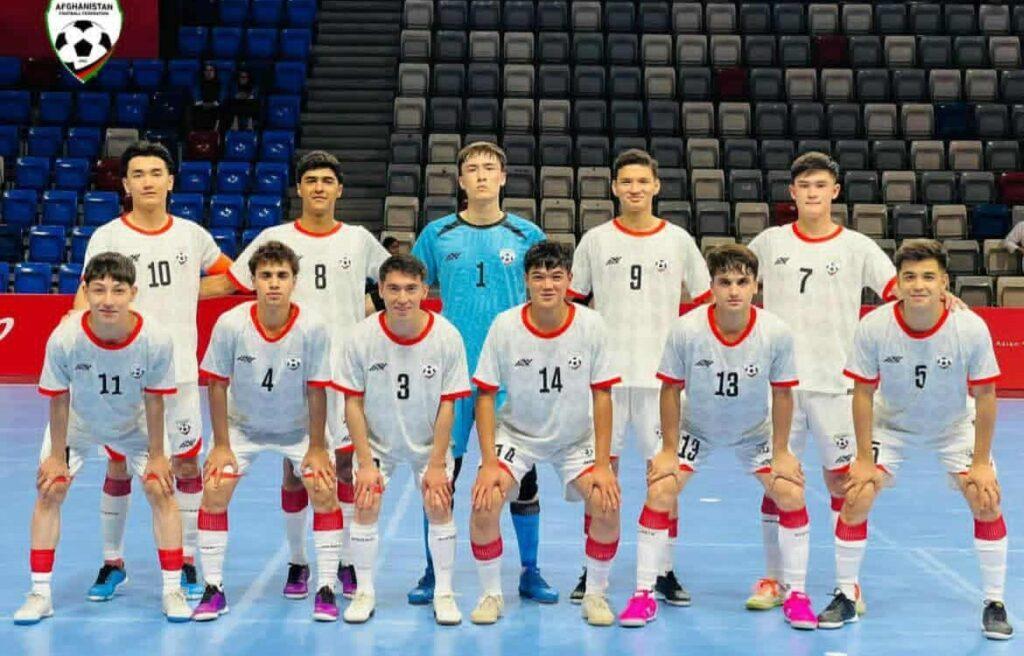 تبریک قهرمانی تیم ملی فوتسال زیر ۱۷ سال کشور از سوی حامد کرزی و برخی مقامات ا.ا