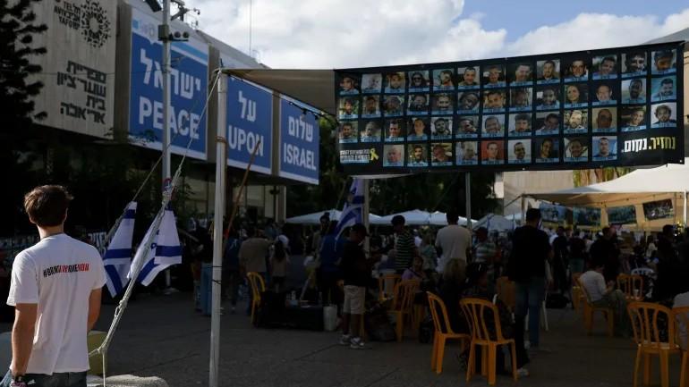 Hamas releases first 7 captives under ceasefire deal