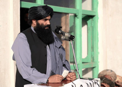 وزیر امور داخله: مردم باید به نرمی به طرف ارزش‌های اسلامی رهنمایی شوند