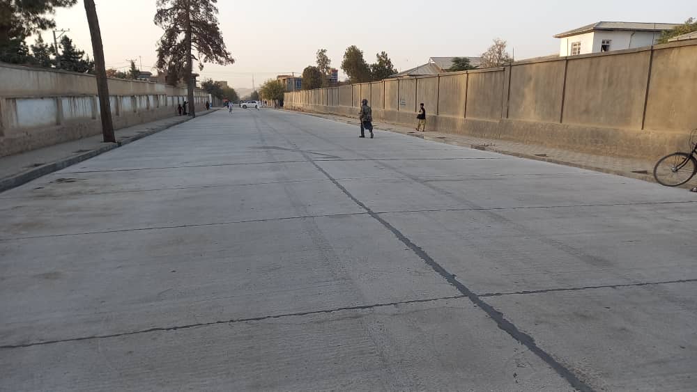 یک سرک در شهر میمنه کانکریت‌ریزی شد