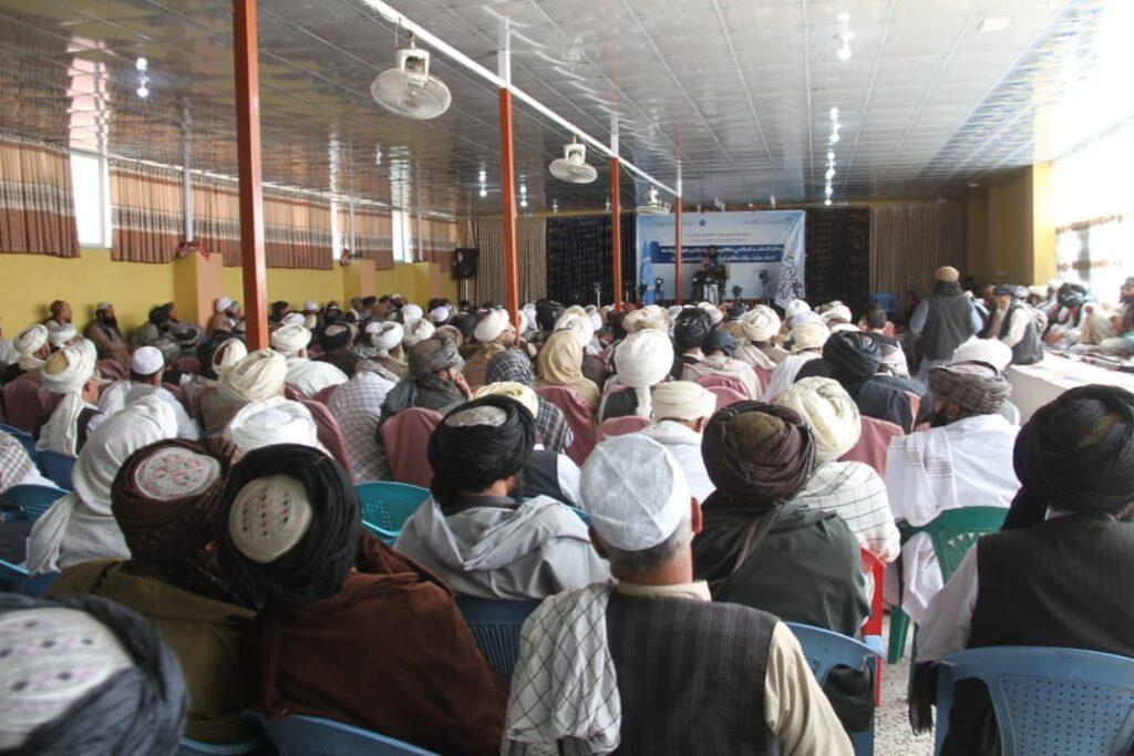 غزني کې د یوې ولسي غونډې ګډونوالو پر یووالي ټینګار وکړ