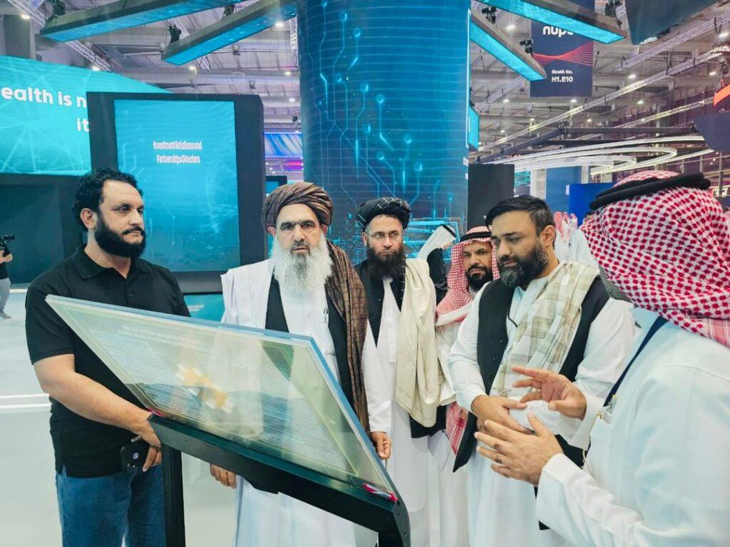 وزیر صحت‌عامۀ کشور در هشتمین نمایشگاه بین‌المللی صحی در عربستان سعودی شرکت کرد