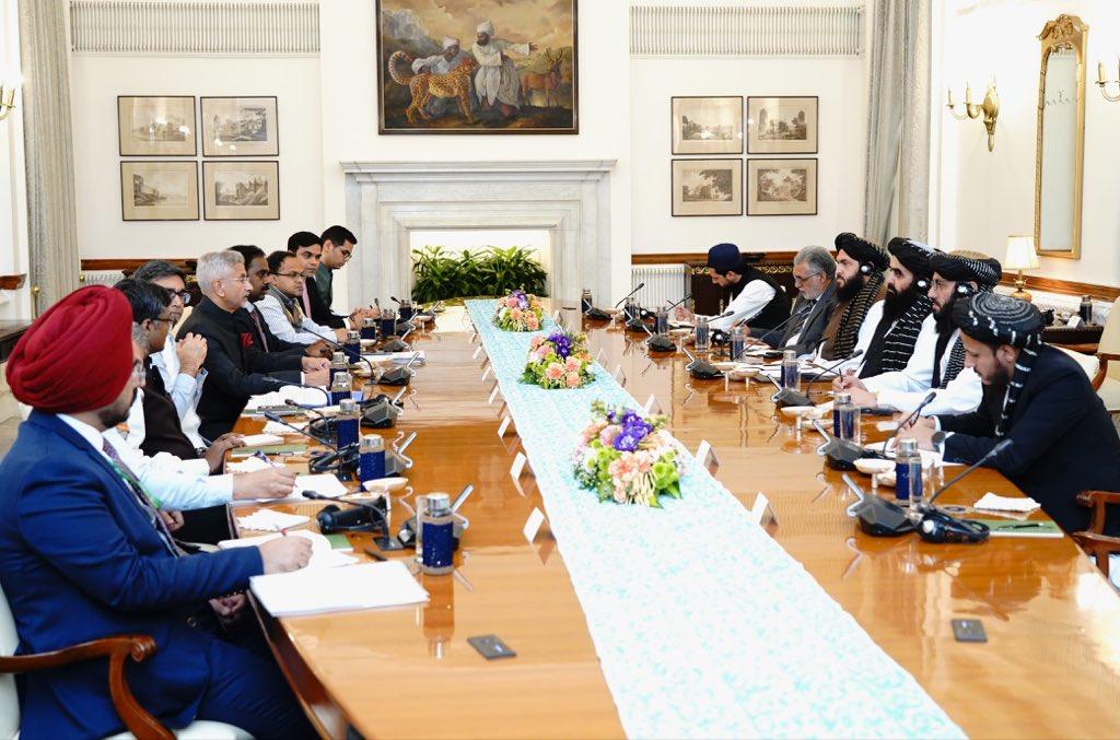 متقی: افغانستان خواهان روابط مبتنی بر احترام متقابل با هند است