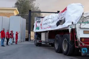 آتش‌بس میان حماس و اسرائیل؛ مصر کمک‌های بشردوستانه به غزه ارسال می‌کند