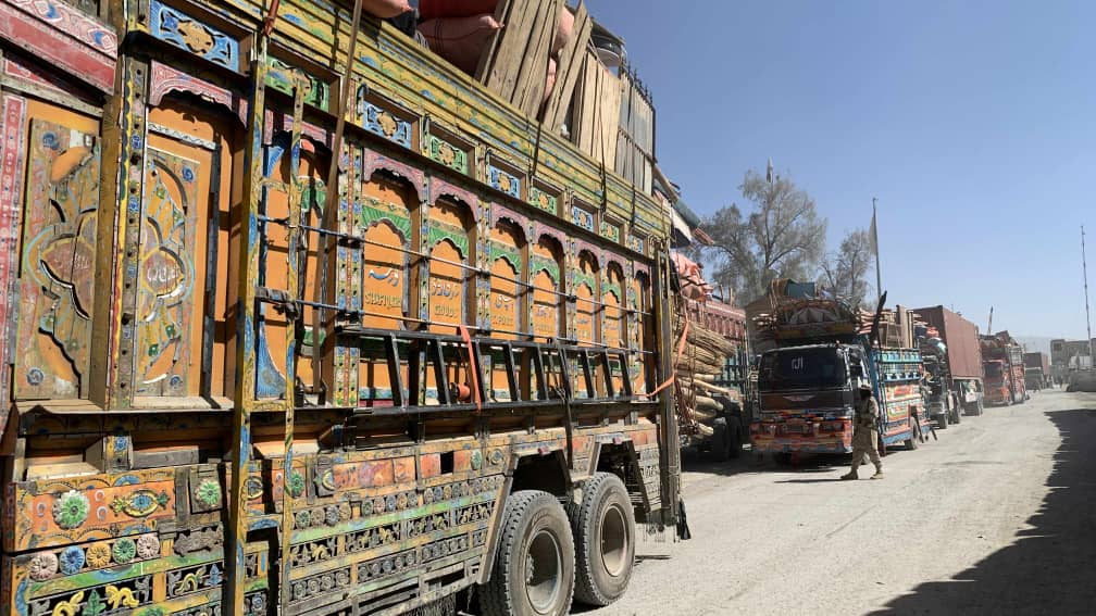 تېره ورځ د سپین‌بولدک له لارې تر درېیو زرو ډېر افغانان هېواد ته راستانه شوي