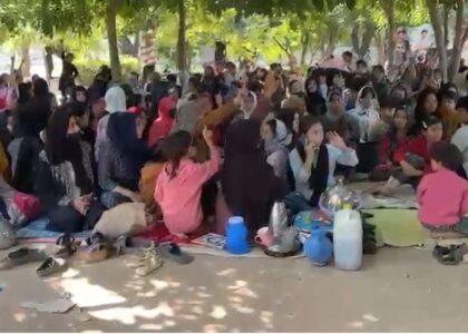 بسته‌شدن راه‌ها از سوی پاکستان با افغانستان؛ قیمت برخی مواد خوراکی در آن‌کشور چند برابر افزایش یافته‌است