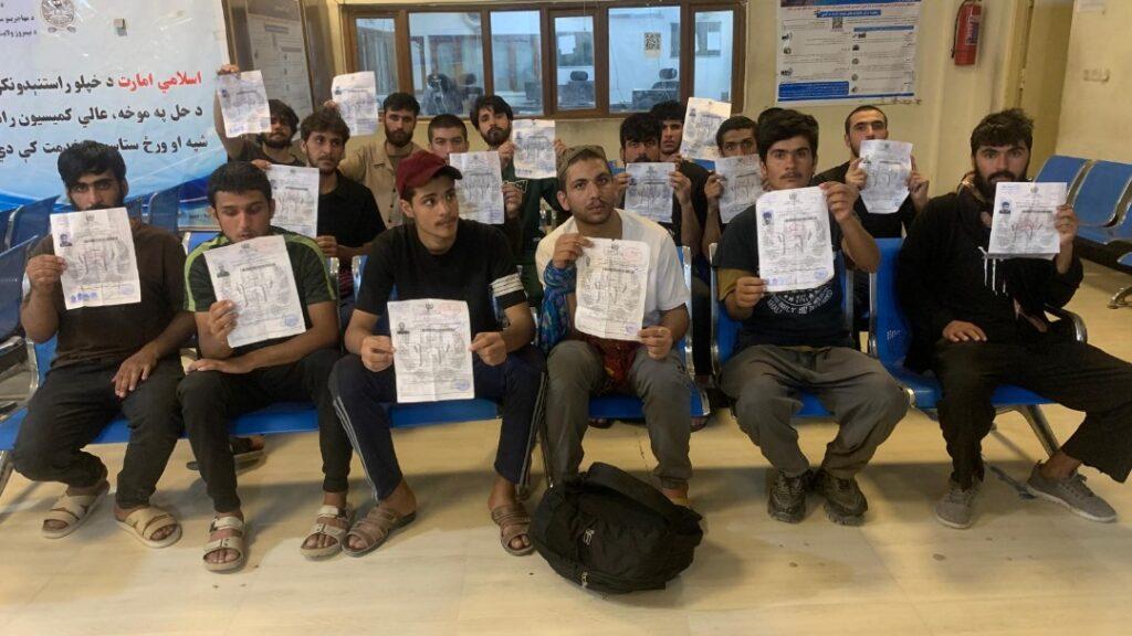 170 Afghans released from jails in Pakistan, Iraq return home