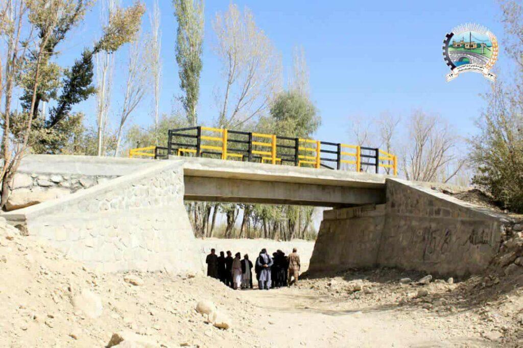 په میدان وردګو ولایت کې ۱۲۶ پراختیایي پروژې ګټې اخیستنې ته وسپارل شوې