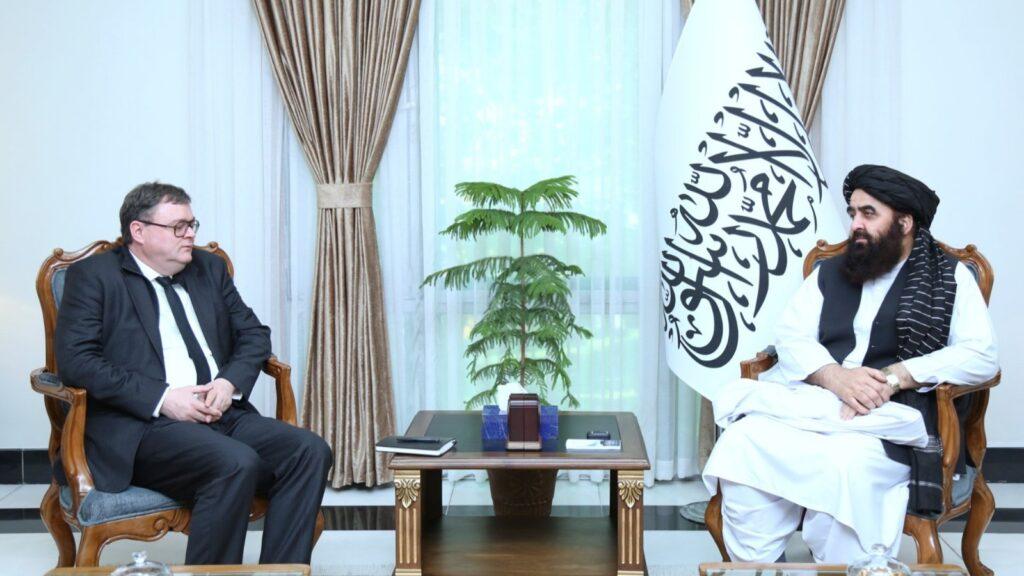 متقی: پاکستان بجای زور و بی‌ثباتی، گفت‌وگو و ثبات را در اولویت قرار دهد