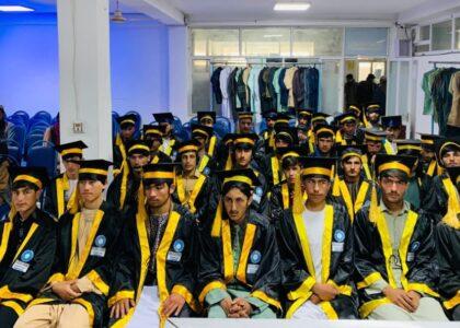 بیش از صد تن از یک دورۀ آموزش‌های حرفه‌ای در غزنی فارغ شدند