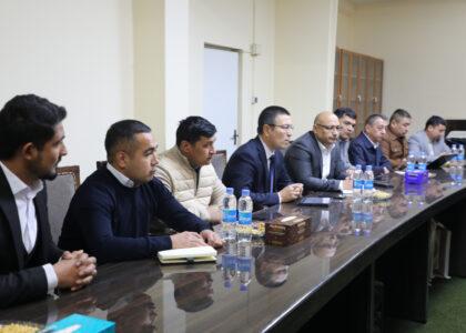 کرنې وزارت: کابل ته د اوزبېکستاني پلاوي د سفر موخه د غوښې پېرل او د باغونو جوړول دي