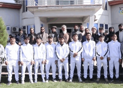 تیم ۱۲ نفری پهلوانی افغانستان عازم عربستان سعودی شد