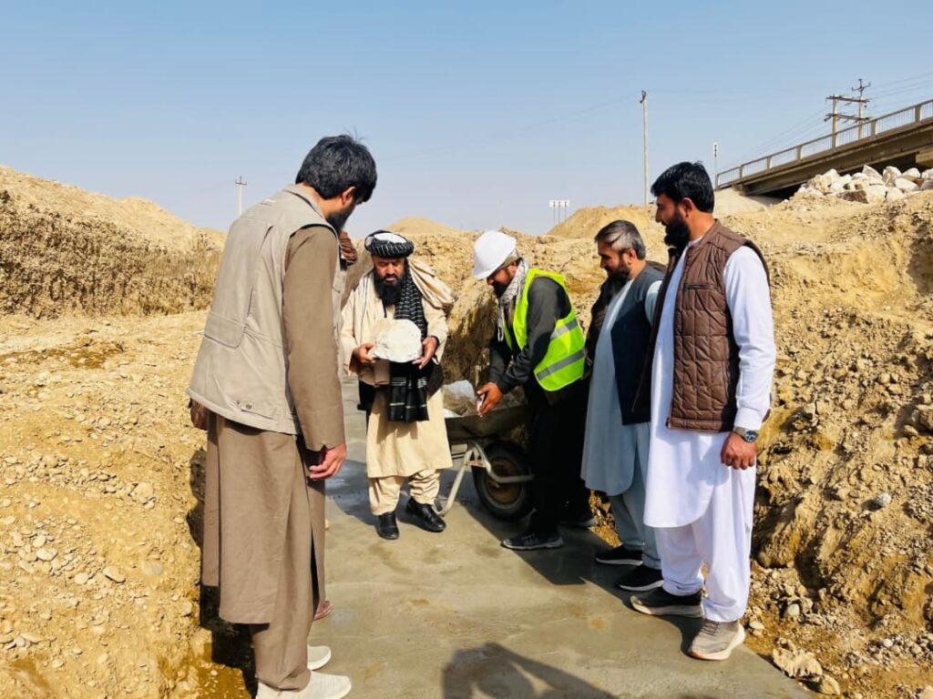 کار ترمیم و تحکیم یک پُل در دولت‌آباد فاریاب آغاز شد