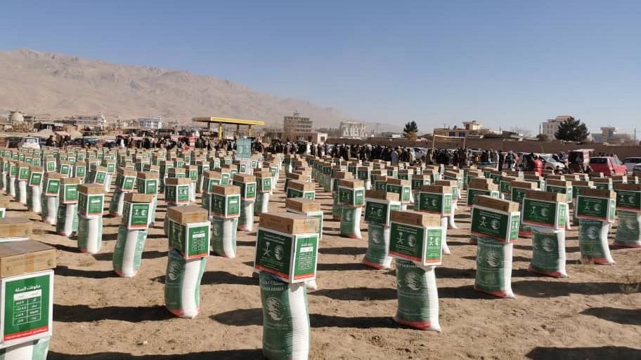 برای بیش از ۱۳۰۰ خانواده در سه ولایت مواد غذایی و غیرغذایی توزیع شد