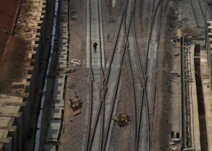 برخورد قطار آزمایشی با کارگران خط‌آهن در چین ۱۱ کشته برجا گذاشت