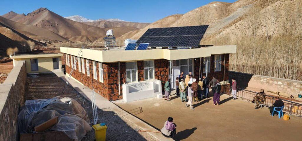 مرکز صحی «زرتلی» در فیروزکوه غور پس از بازسازی دوباره فعال شد