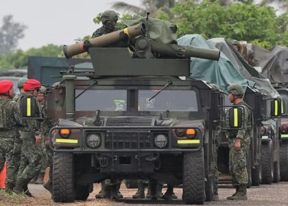 چین د امریکا شل دفاعي شرکتونه پر ټایوان د وسلو د پلور له امله تحریم کړي