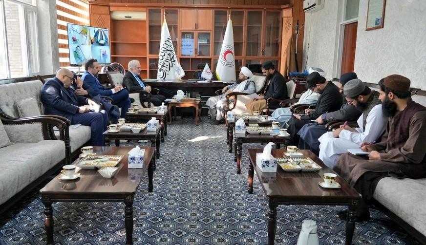 رئیس عمومی هلال‌احمر با نمایندهٔ اتحادیهٔ اروپا در مورد گسترش کمک‌های بشردوستانه گفتگو کرد