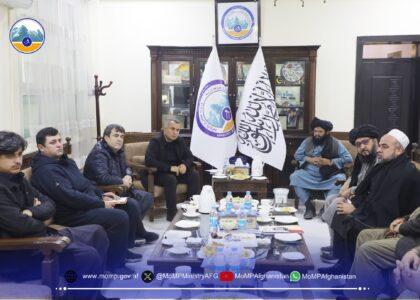 سرمایه‌گذاران تاجکستان به سرمایه‌گذاری در کارخانه‌های تولید سمنت در افغانستان ابراز تمایل کردند