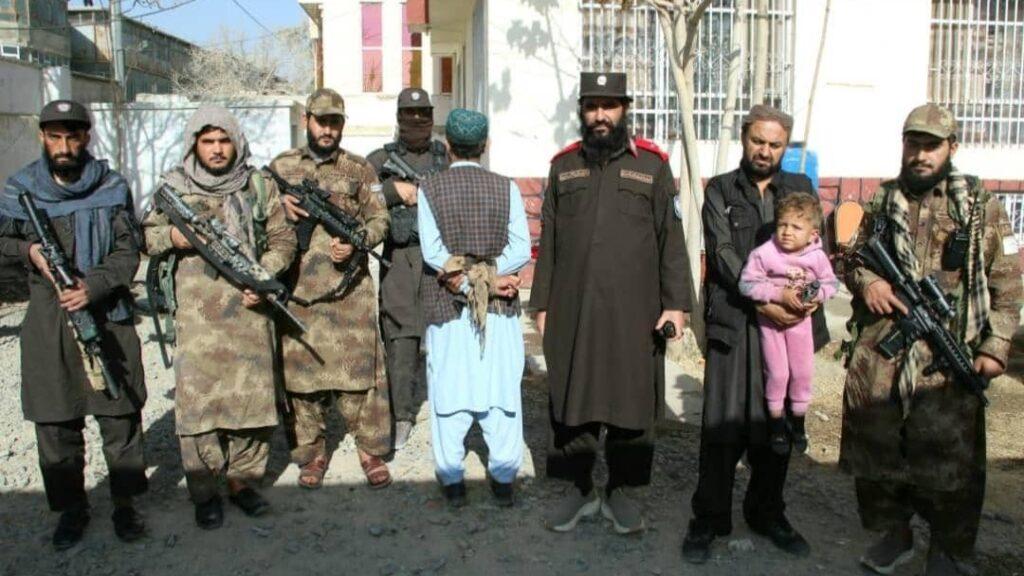 غزني کې يو ماشوم د انسان‌تښتوونکو له منګولو وژغورل شو