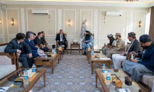 حقاني: افغانستان د ثبات او پرمختګ پر لور روان دی