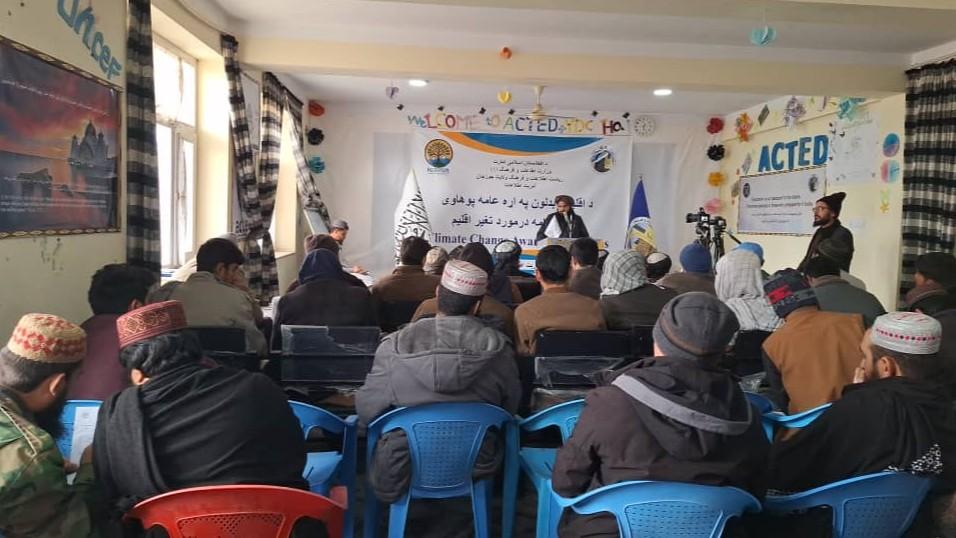 د جوزحان سیمه‌ییز مسوولین: خلک دې د اوبو له بې‌ځایه مصرف او د ونو له وهلو ډډه وکړي