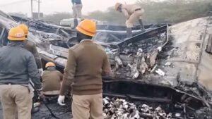 9 killed, 21 injured in India bus crash