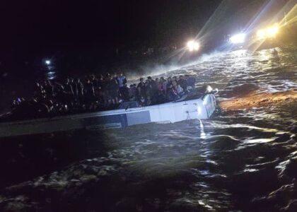 Bus passengers rescued from floodwaters in Herat