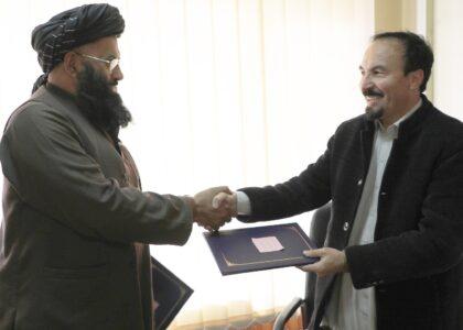 وزارت امور مهاجرین با یک مؤسسه تفاهمنامۀ همکاری امضاء کرد