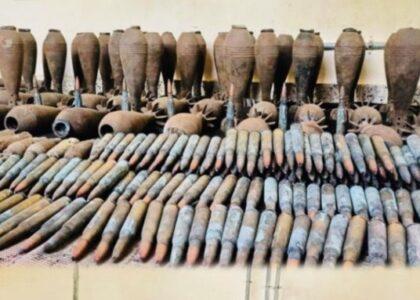 لغمان کې د سپکو او درنو وسلو سلګونه مرمۍ کشف او ضبط شوې دي