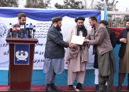 ۱۴۰ جوان پس از گذراندن دورۀ آموزشی فنی و حرفه‌ای در کابل سند فراغت دریافت کردند