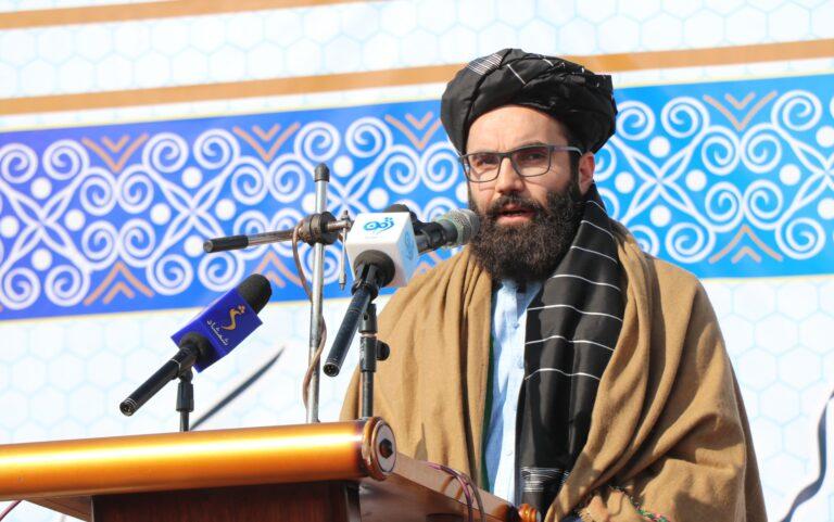 انس حقاني مسوولینو ته: موږ باید ځانونه د خلکو خادمان او ملګري وبولو