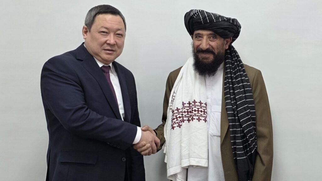 مقام‌های افغانستان و قرقیزستان بر گسترش بیشتر روابط میان دو کشور تاکید کردند