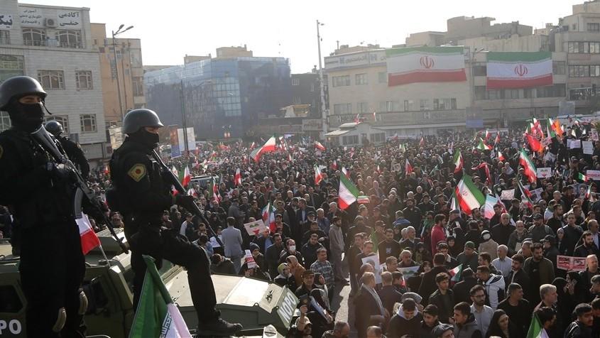 امریکا از شهروندانش خواست ایران را ترک کنند