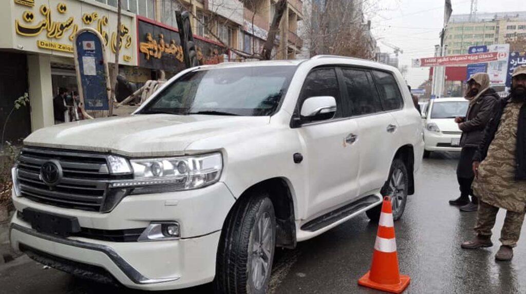 د کابل دروازو او ښار کې څه باندې ۱۳۰۰ بې‌اسناده او تورې ښیښې لرونکي موټر درول شوي