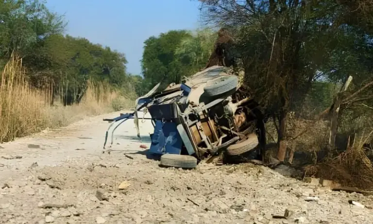 6 Pakistani policemen killed, 6 wounded in 2 blasts in KP