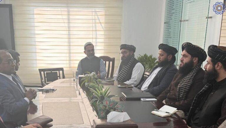 افغان او بنګله‌دېشي چارواکي د سوداګریزو اړیکو پر پراختیا غږېدلي