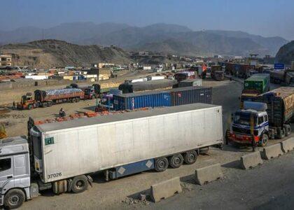 Afghanistan-Pakistan trade volume declines sharply