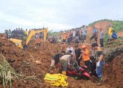 7 dead, dozens missing in Indonesia landslide