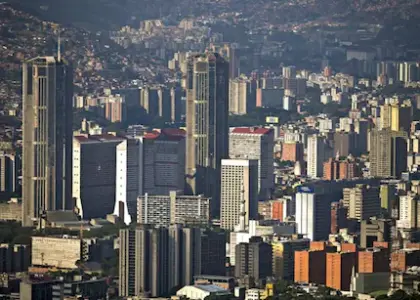 Multiple explosions heard in Venezuelan capital: Reports