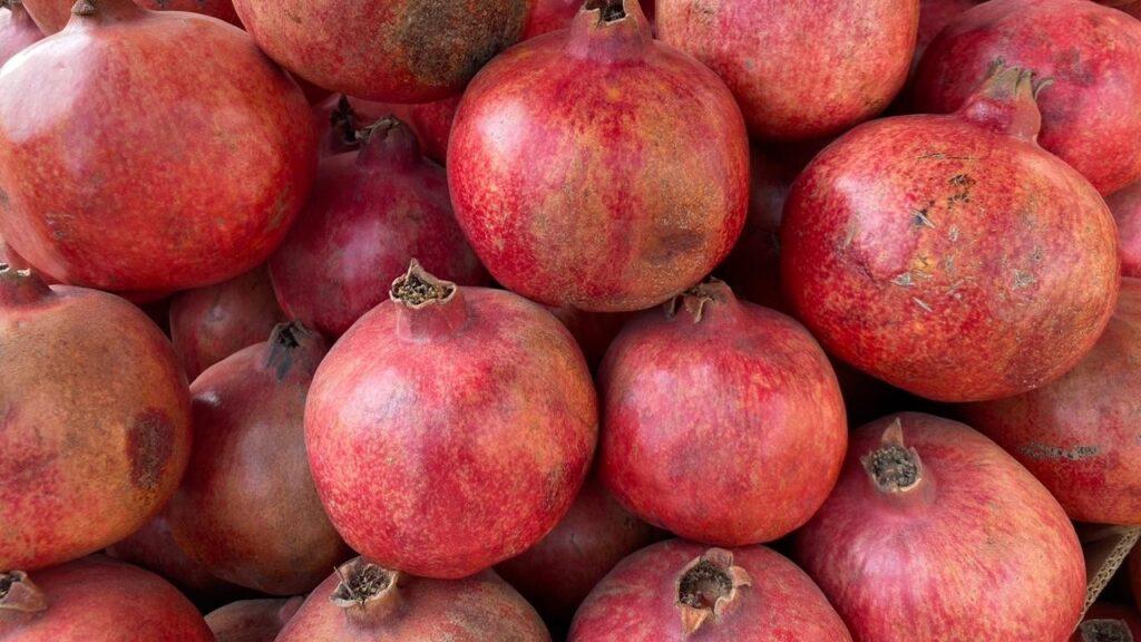 Nearly 23,000 tons of pomegranates exported to foreign markets this year