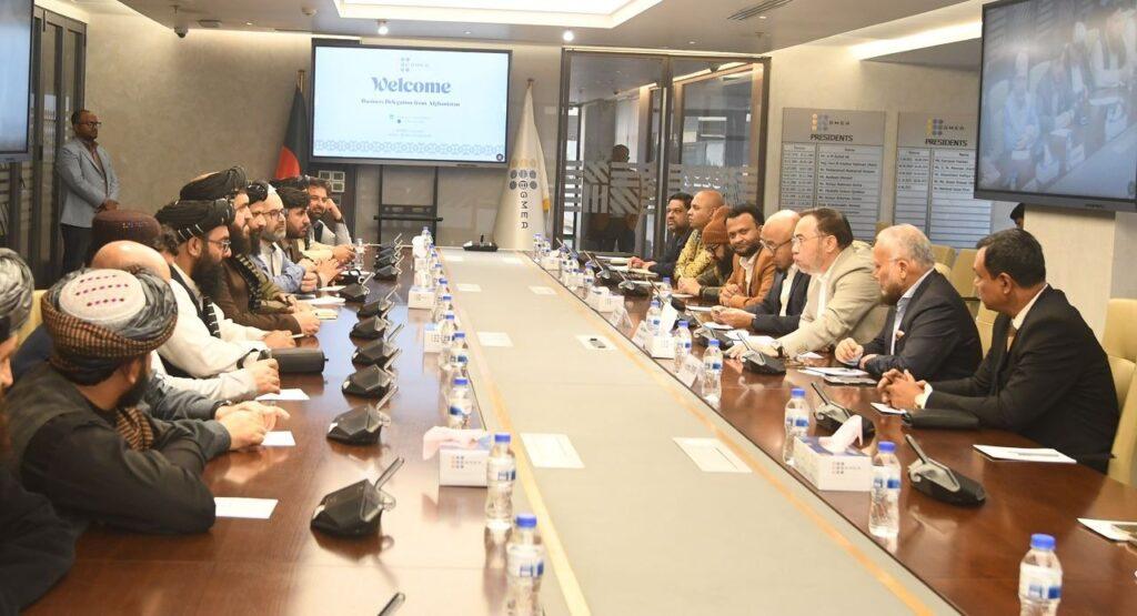 بنګله‌دېشي شرکتونو له افغانستانه د پنبې واردولو لپاره لېوالتیا څرګنده کړې ده